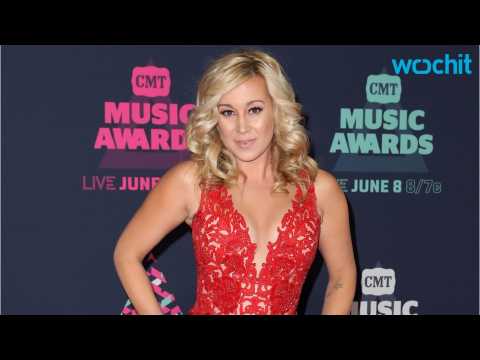 VIDEO : Kellie Pickler Excited To Appear On ?Family Feud?