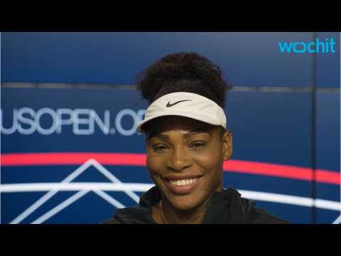 VIDEO : Serena Williams Gets Down With Delta Airlines