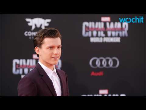 VIDEO : Tom Holland Shared Epic Spider-Man Photo