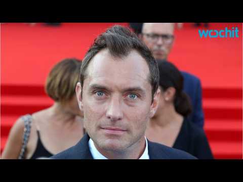 VIDEO : Jude Law's Thoughts On Portraying American Pope, Pius XIII