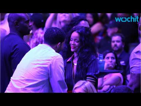 VIDEO : Drake Shares His Love For Rihanna At His Concert