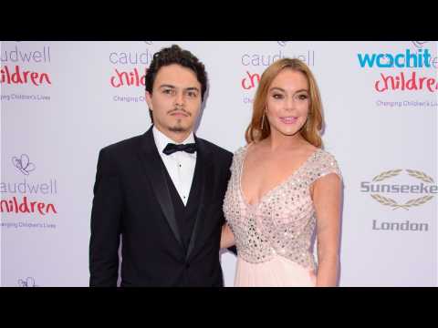 VIDEO : Lindsay Lohan Claims She Feared Ex-Fiance Would Throw Acid in Her Face