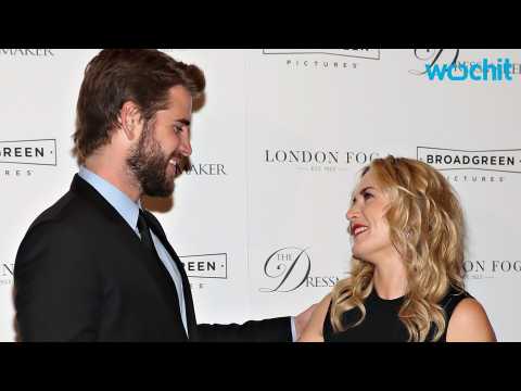 VIDEO : Kate Winslet and Liam Hemsworth Admit They Were Once Outcasts