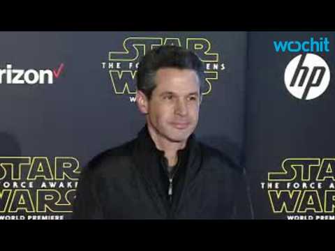 VIDEO : How Much Does X-Men Writer Simon Kinberg Make?