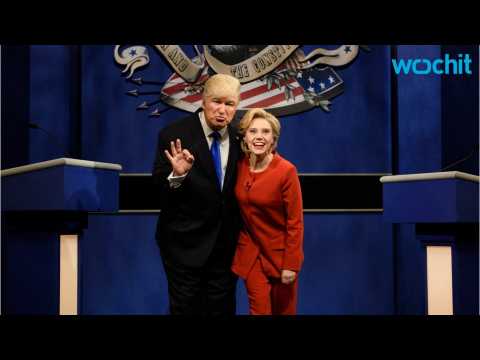VIDEO : Alec Baldwin Debuts As SNL's Donald Trump