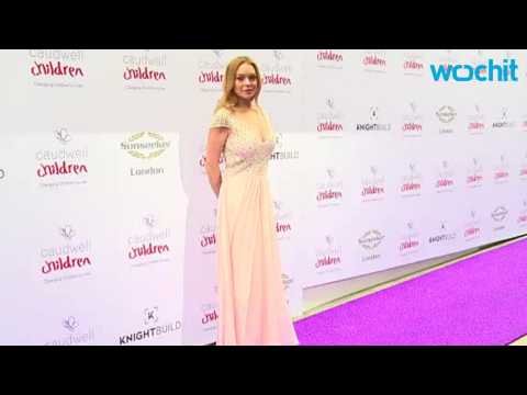 VIDEO : Lindsay Lohan's Horror Finger Injury