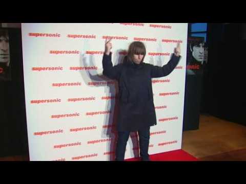 VIDEO : Liam Gallagher teases brother at documentary premiere