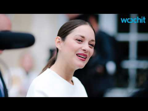 VIDEO : Marion Cotillard First Outing Since Pregnancy Announcement