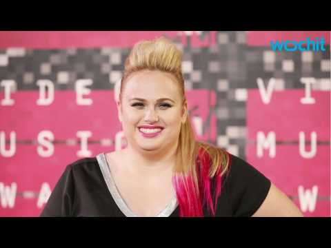 VIDEO : Rebel Wilson Says Stay Healthy Forget the Image