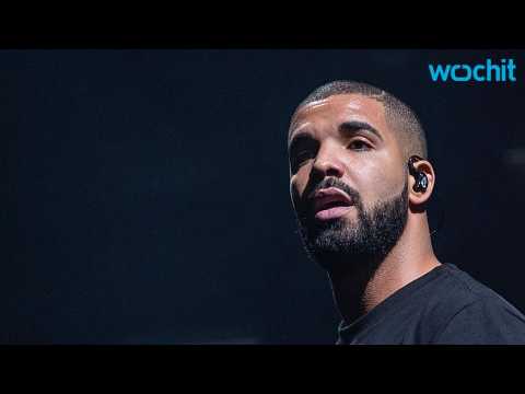 VIDEO : Drake is Now Rocking His Own Shade of Lipstick