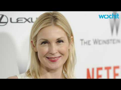 VIDEO : Kelly Rutherford Shares Photo of Her Reunion With Her Children Children
