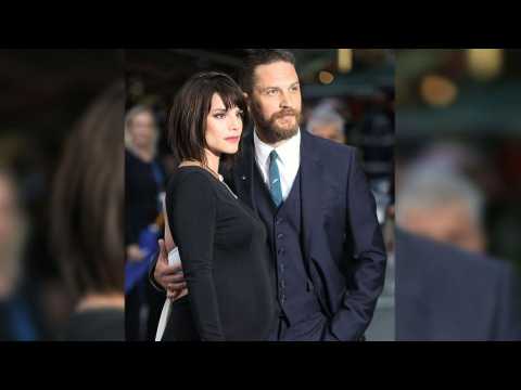 VIDEO : Tom Hardy welcomes second child