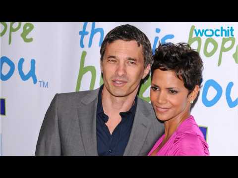 VIDEO : Halle Berry Spotted for the First Time Since Filing for Divorce