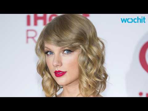 VIDEO : Taylor Swift?s Being Sued Over the Lyrics to ?Shake It Off?