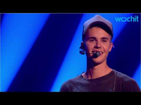 VIDEO : Justin Bieber Releases 'I'll Show You'