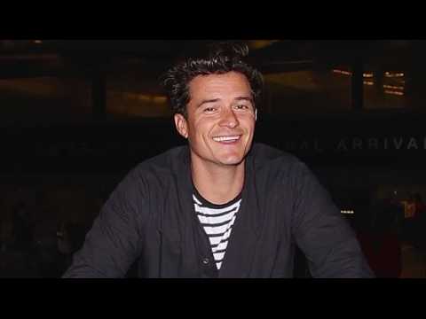 VIDEO : Orlando Bloom Doesn't Know Kendall Jenner But He Wants Her Number