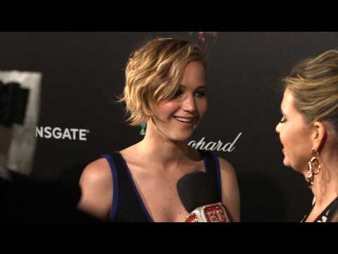 VIDEO : Jennifer Lawrence?s workload is making her age