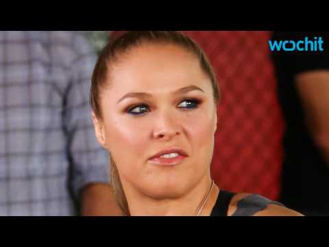 VIDEO : Ronda Rousey is Still Waiting for Justin Bieber to Apologise
