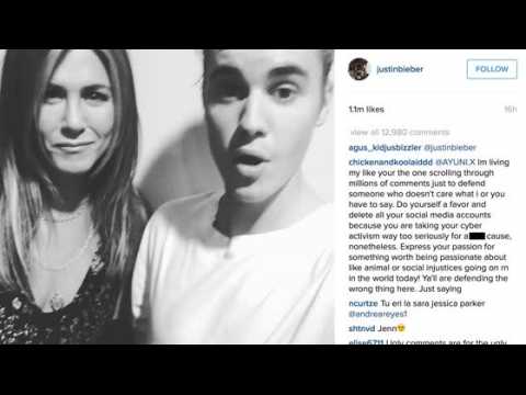 VIDEO : What's the 'Purpose' of Justin Bieber Posing With Jennifer Aniston?