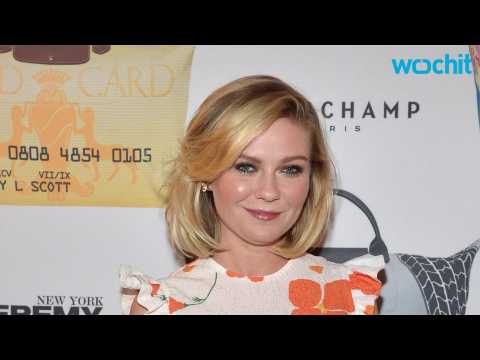 VIDEO : Kirsten Dunst Stuns in Makeup-Free Picture