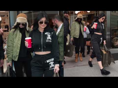 VIDEO : Kendall And Kylie Jenner Make Us Wants UGGs