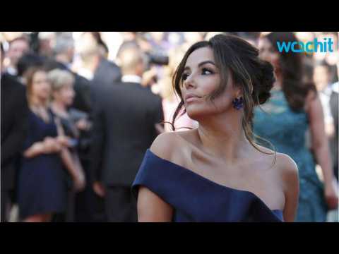VIDEO : Friends Victoria Beckham and Evan Longoria Attend Gala