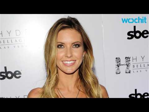 VIDEO : Audrina Patridge Shows Off Engagement Ring