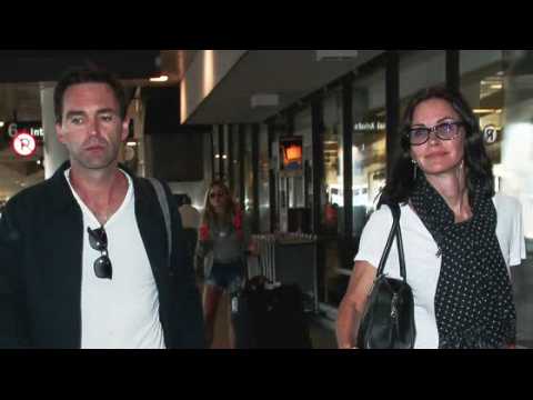 VIDEO : Courteney Cox and Johnny McDaid Call Off Their Engagement