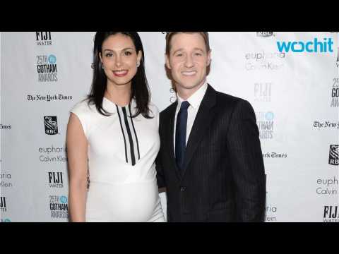 VIDEO : Morena Baccarin and Ben McKenzie Have That Glow At IFP Awards
