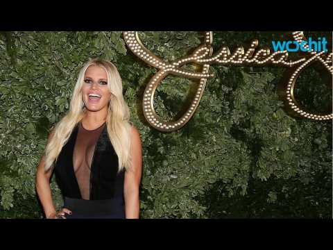 VIDEO : Jessica Simpson's Figure Is Amazing in Her New Activewear Campaign
