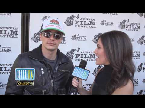 VIDEO : James Franco on Directing His Brother Dave!