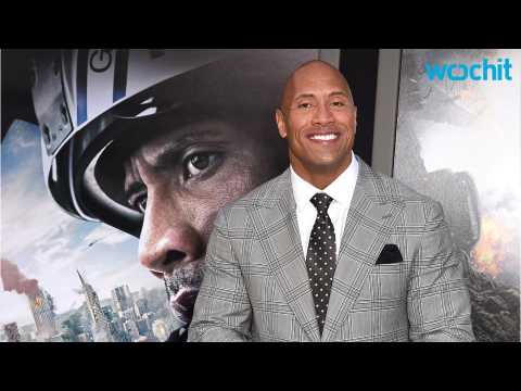 VIDEO : Dwayne Johnson Thanks Fans for Support After Opening Up About His Battle With Depression