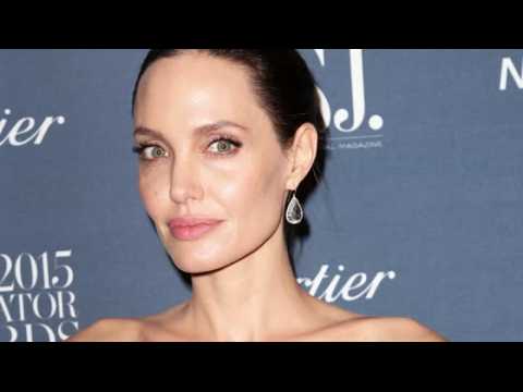 VIDEO : Angelina Jolie Loves Being in Menopause