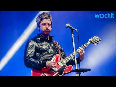 VIDEO : Noel Gallagher Trashes One Direction