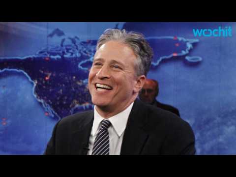 VIDEO : Jon Stewart Returns to TV!