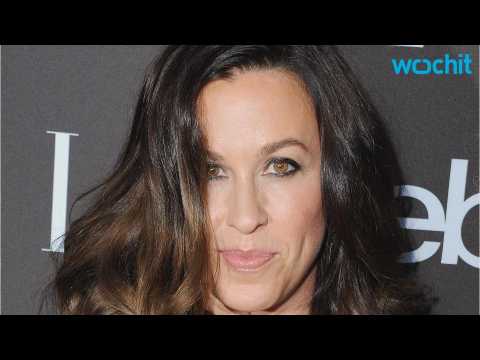 VIDEO : Alanis Morrisette was the Adele of the '90s