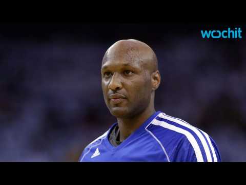 VIDEO : Lamar Odom Continues to Struggle With Walking and Talking