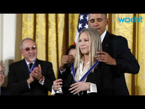 VIDEO : Barbra Streisand: Donald Trump as President Would Be 'Terrifying'