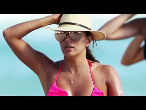 VIDEO : Eva Longoria Gets Cheeky in Micro String Bikini on Miami Beach