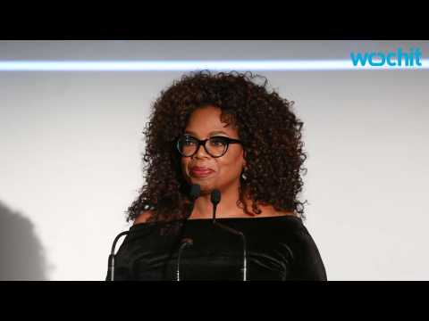 VIDEO : Does Oprah Winfrey Have a Crush on Pope Francis?