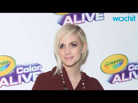 VIDEO : Ashlee Simpson Shares New Photo of Her Baby Daughter