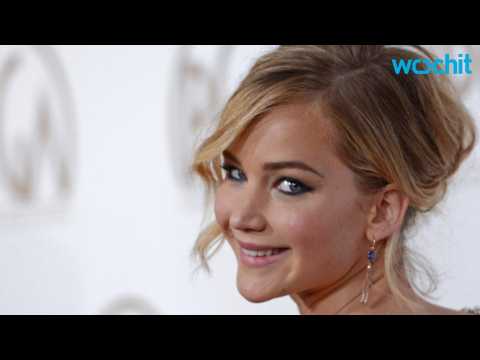 VIDEO : How Jennifer Lawrence is Addressing Hollywood's Pay Gap