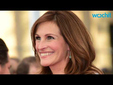 VIDEO : So What are  Julia Roberts Plans for Holiday Time