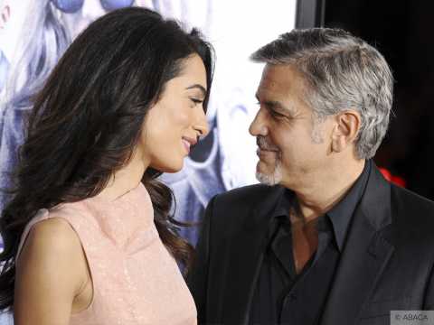 VIDEO : Exclu vido : Amal et George Clooney : Moment en amoureux sur le red carpet !