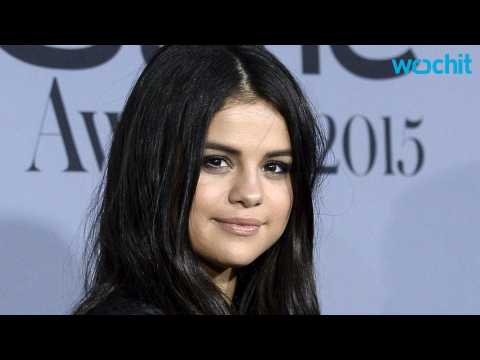 VIDEO : Selena Gomez Makes First Public Appearance Since Death of Jake Bailey