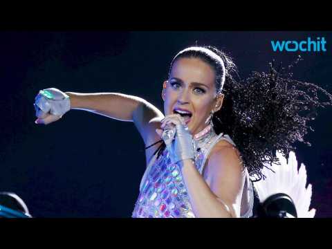 VIDEO : Katy Perry Made More Money Then Taylor Swift in Forbes Report
