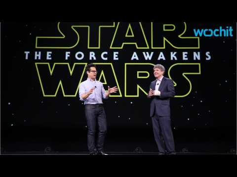 VIDEO : Force Awakens Is Its Own Movie - J.J. Abrams