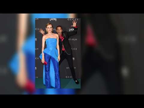 VIDEO : Jared Leto photobombs Diane Kruger