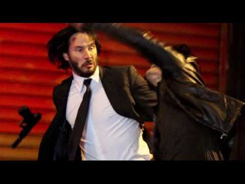 VIDEO : Keanu Reeves Shoots Bad Guys While Filming 'John Wick 2'