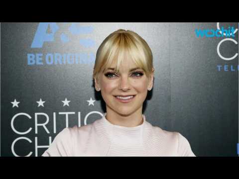 VIDEO : Anna Faris Talks About How She Found Her Prince Charming on New Podcast